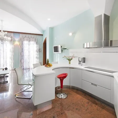 Casa Emblematica Topacio Tatil Evi *