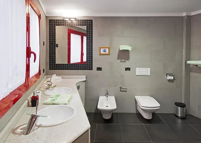 Casa Emblematica Topacio *