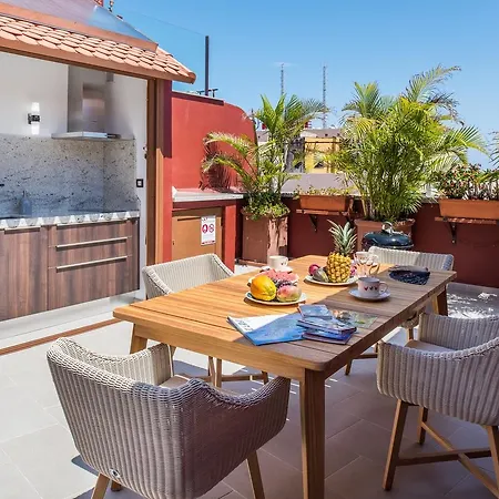 Casa Emblemática Topacio * Santa Cruz de Tenerife